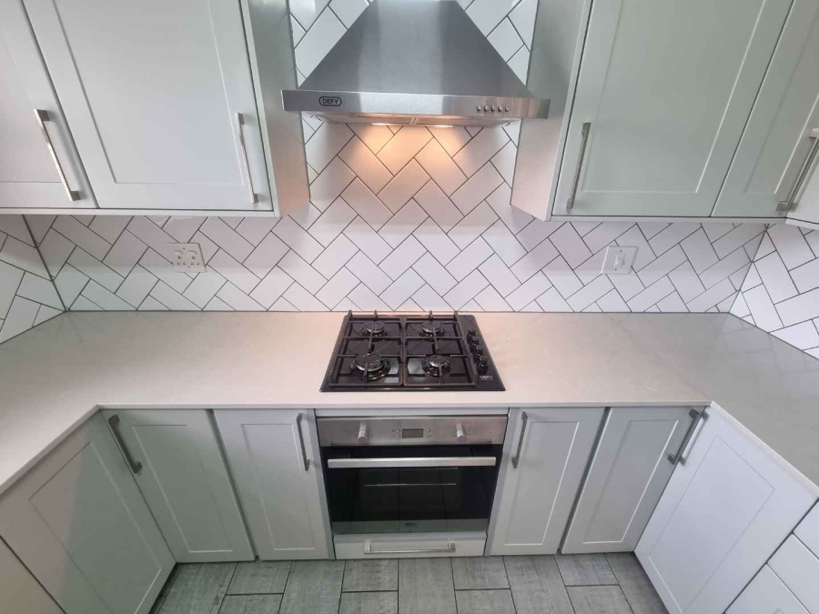 2 Bedroom Property for Sale in Claremont Western Cape